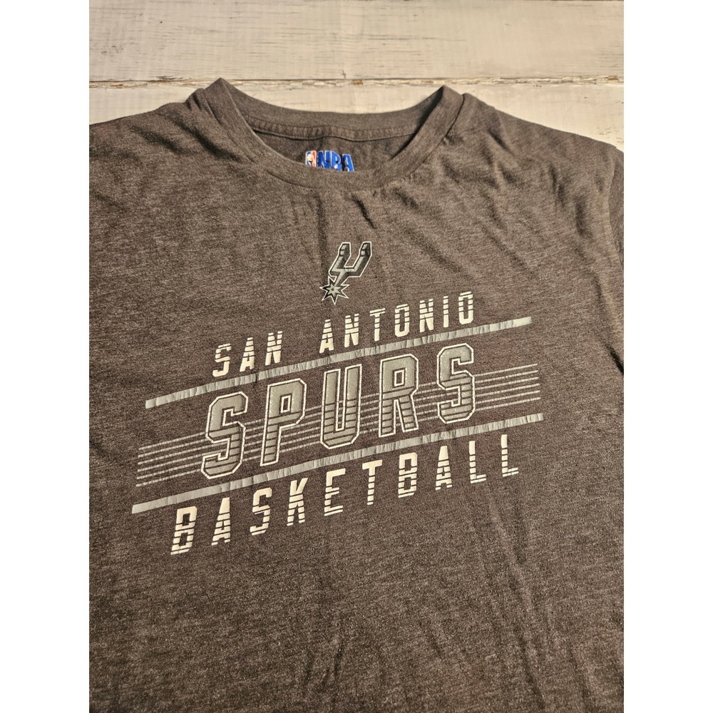 NBA San Antonio Spurs Basketball T-Shirt Gray Heather Mens Medium